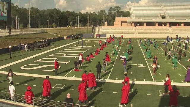 Five Houston-area school districts celebrate graduating seniors