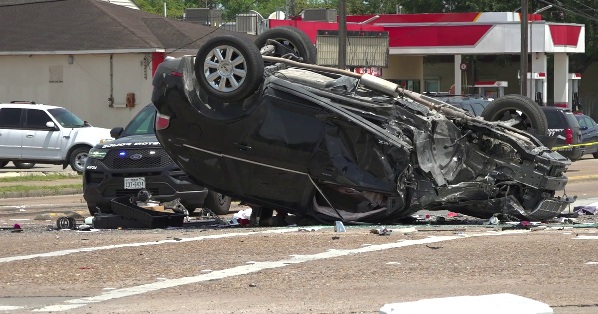 Driver killed in 5-vehicle crash in Southeast Houston | FOX 26 Houston