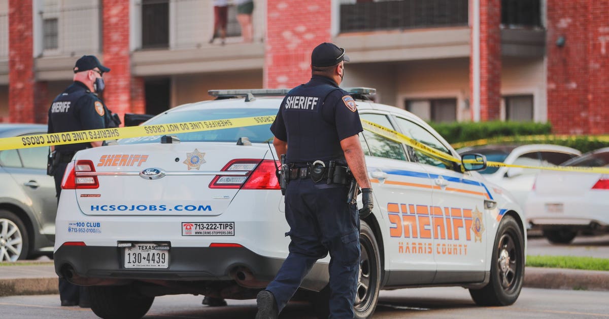 Two men shot, killed in apartment complex in northwest Harris County ...