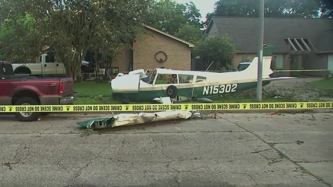 Pilot, passenger hurt after plane crashes in yard of Bear Creek home