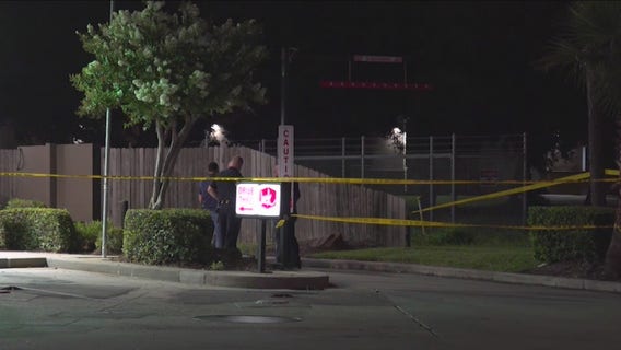 Man injured in shooting in Deer Park drive-thru