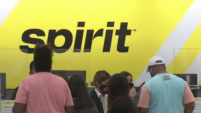 Air travel increases as coronavirus cases increase