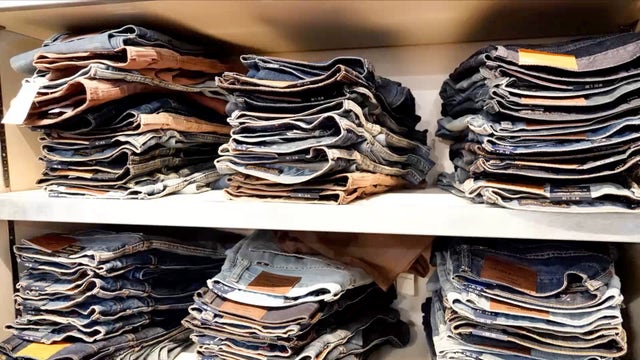 Lucky Brand files for bankruptcy, has offer to sell company