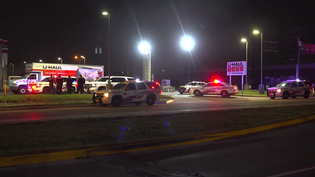 Vehicle hits Harris County Pct. 4 vehicle, driver in custody following short pursuit