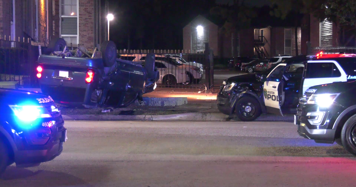 Police vehicle involved in crash in NW Houston | FOX 26 Houston