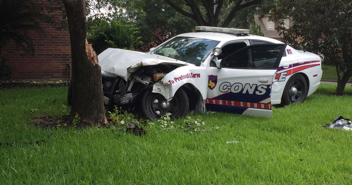 Harris County Constable Deputy injured in afternoon crash | FOX 26 Houston