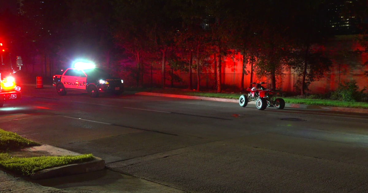 Houston Police Department patrol unit involved in crash during pursuit ...