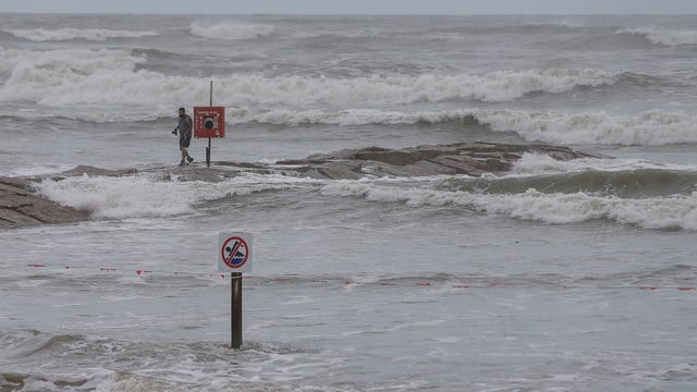 Galveston Co. officials warning visitors about flesh eating bacteria that can be deadly