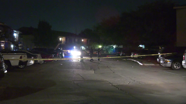 Man, 30, shot in parking lot of northwest Harris County apartment complex