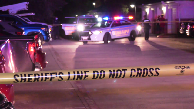 Woman in custody after stabbing another woman in NW Harris County