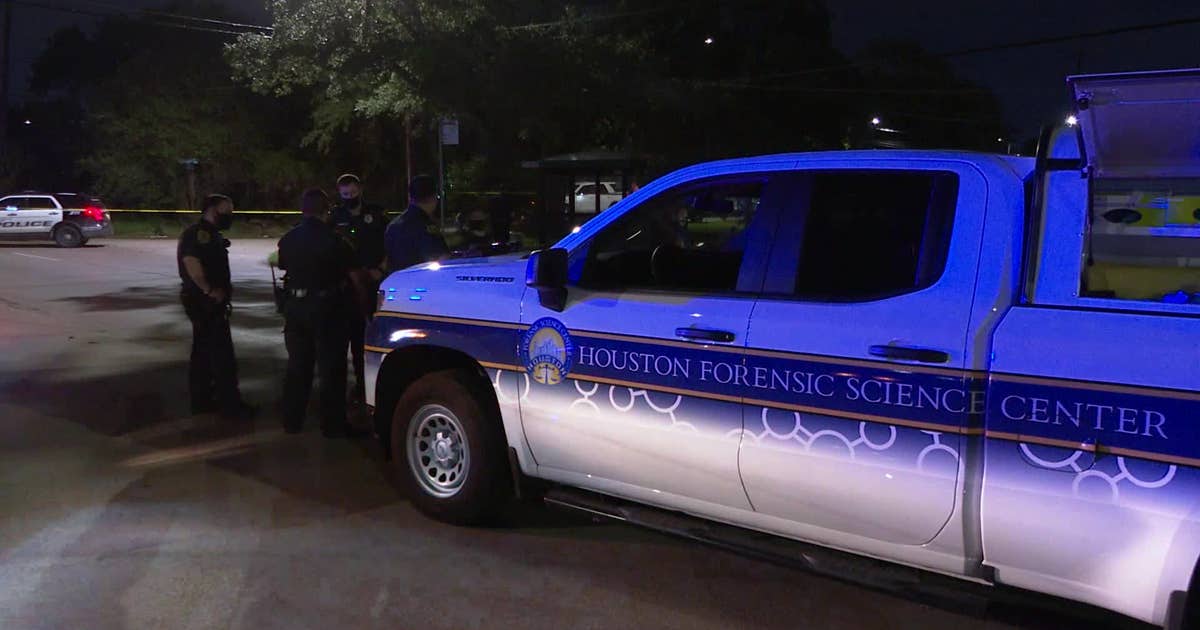 Male found dead in street in northeast Houston | FOX 26 Houston