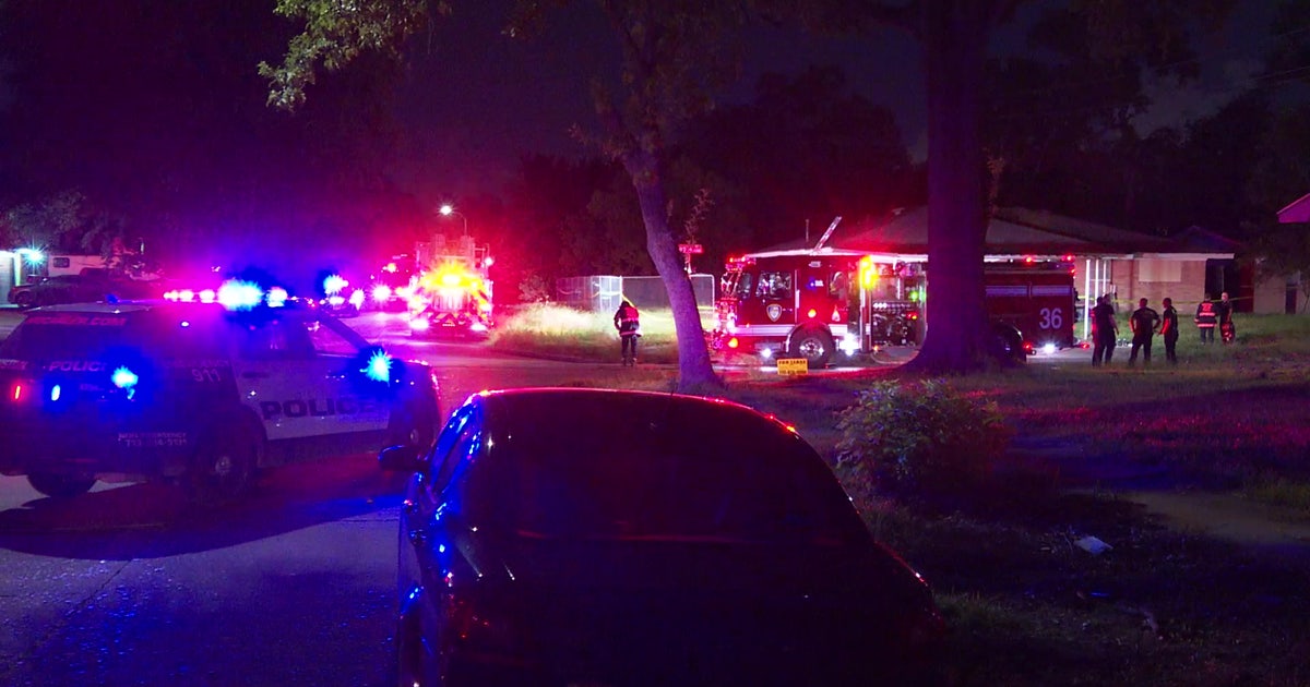 Man found dead on couch during fire call in SE Houston | FOX 26 Houston