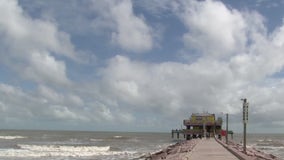 Record-breaking heat in Texas brings potentially dangerous warmer overnight lows