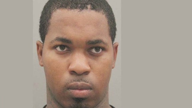 Man accused of murdering someone while out on 3 felony bonds, granted bond again