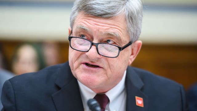 Census Bureau did not order shortening 2020 US resident count, report says