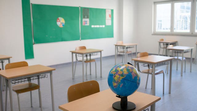 Clear Creek ISD kindergartner tested positive for coronavirus on first day of in person classes