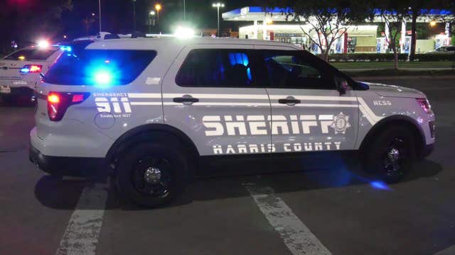 Man struck by vehicle while crossing FM 1960 in north Harris County