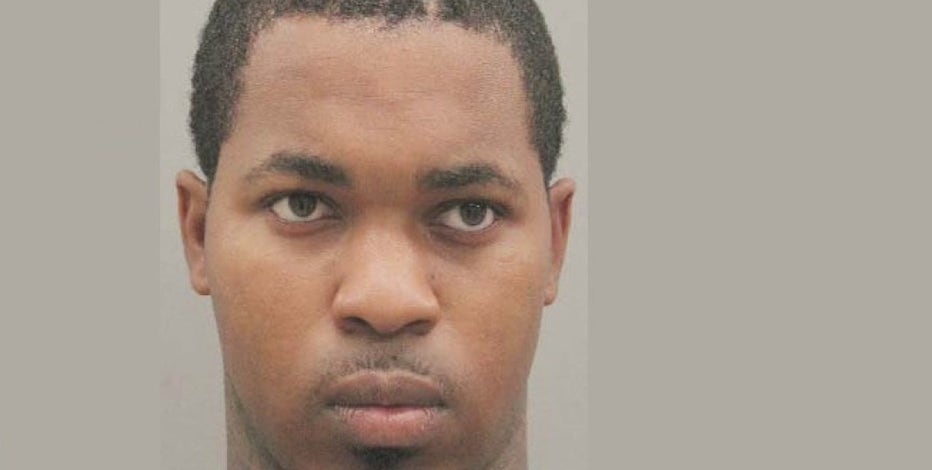 Man accused of murdering someone while out on 3 felony bonds, granted bond again