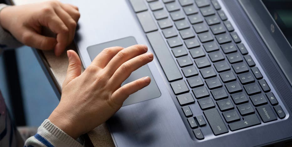 Houston ISD opens Digital Learning Centers for students in need of technology