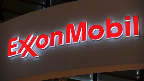 ExxonMobil to cut 1,900 US jobs, largely from Houston management offices