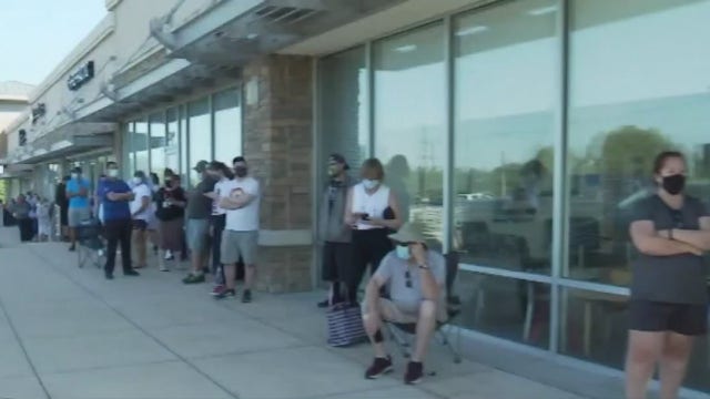 Tool helping inform voters about wait times at the polls in Harris Co.