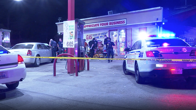 Three people shot at northeast Harris County gas station