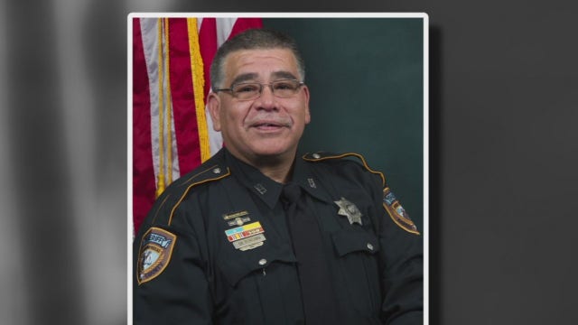 Harris County deputy battling COVID-19, said to be 'in really bad shape'