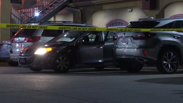 Man shot while sitting in car at motel in north Harris County