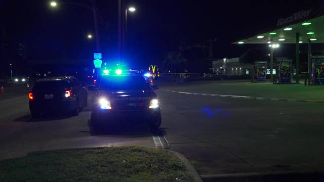 1 dead, 2 hurt after shooting at gas station in southwest Houston