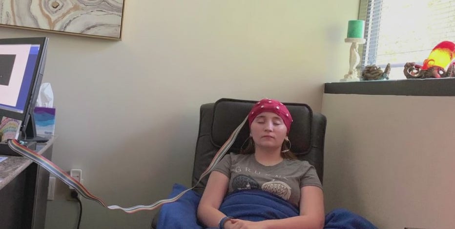 Non-invasive neurofeedback to treat anxiety and depression