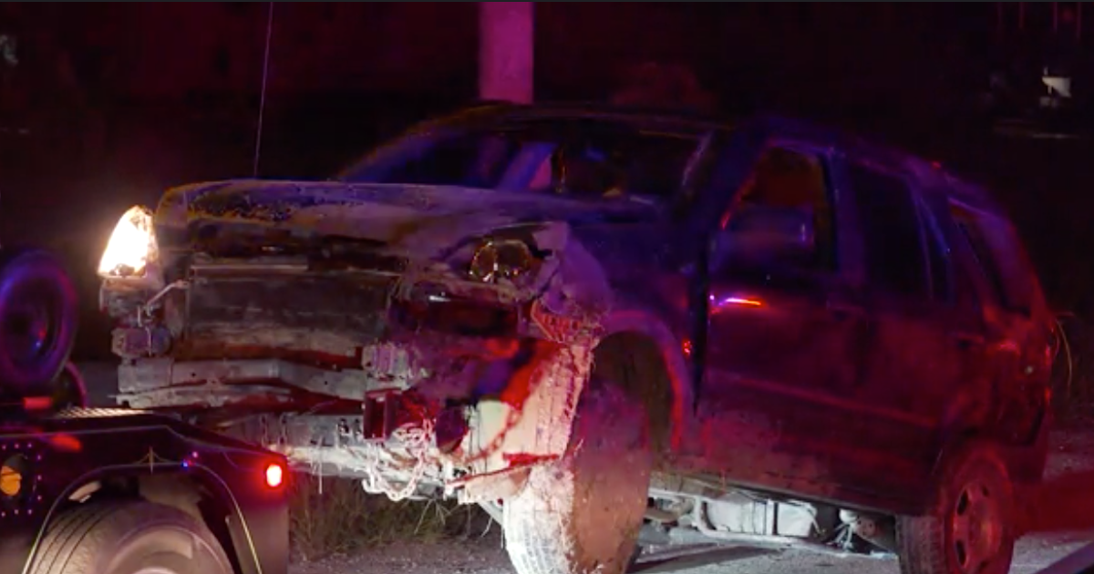Car crashes during police pursuit, suspect found hiding in field | FOX ...