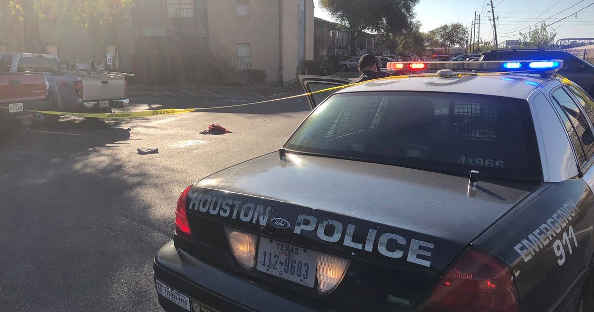 3 robbery suspects in custody following chase in West Houston | FOX 26 ...