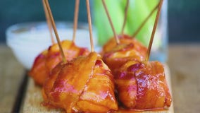 Recipe: Bacon wrapped hot chicken bites