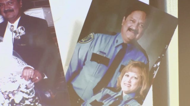 Houston police show support for 36-year department veteran battling COVID-19