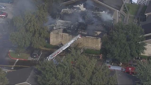 15 families displaced after 2-alarm fire at apartment complex in southeast Houston