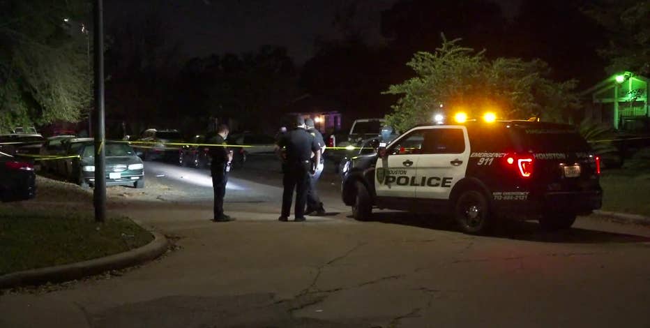 Police: Argument during party led to shooting that injured 2 in SE Houston