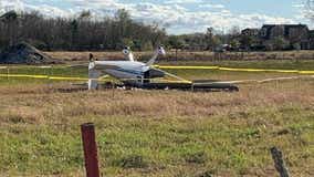 Small plane crashes in Manvel, authorities on scene