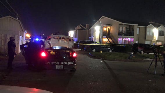 15-year-old boy found shot to death near Alief