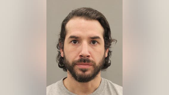 Suspect arrested, charged in violent attack of Houston bar employee over mask