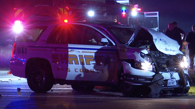 5 hospitalized with injuries after HCSO patrol car collides with vehicle