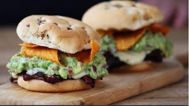 Recipe: Tex-Mex pit beef sandwich