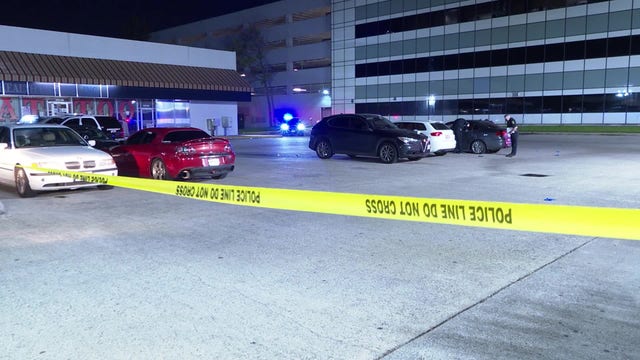 Man dies after being shot multiple times in north Houston parking lot