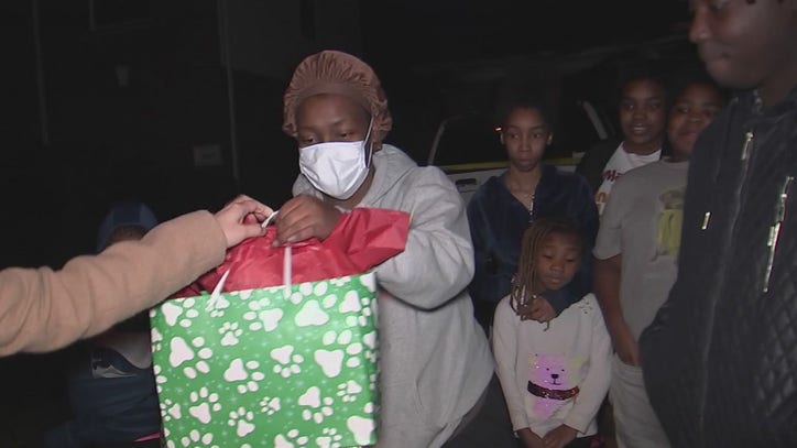 Anonymous donor gifts Cy-Fair family $100K on Christmas Eve after fire destroys their home - Vimarsana News