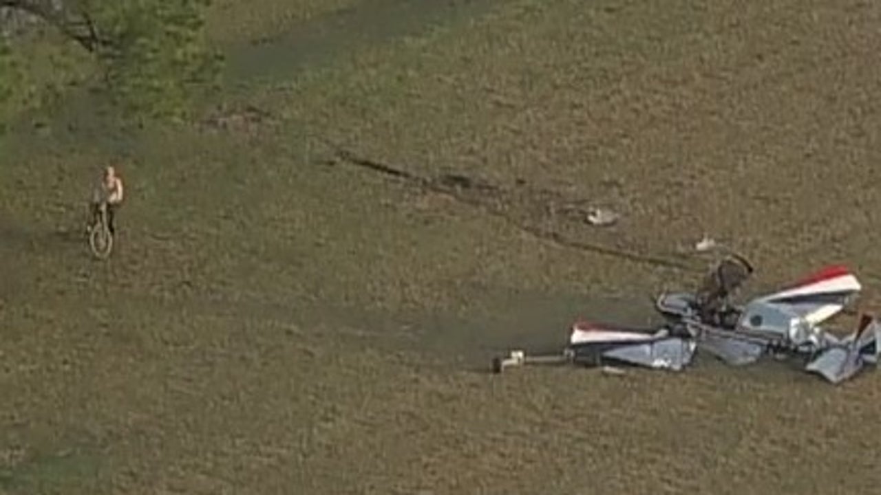 Pilot injured in Waller County plane crash