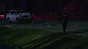 Woman dead, 5 hospitalized after crash in northwest Harris County