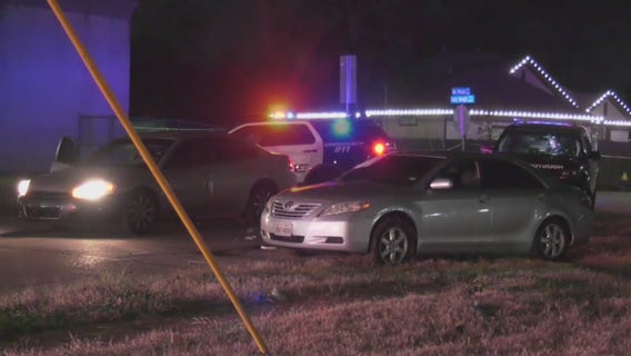 Days after bullet rips through Houston family's home, 4 people shot nearby