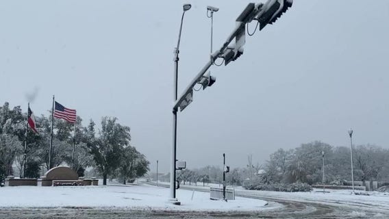 Snow falls in cities north of Houston on Sunday