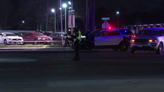 HPD: Driver left scene after fatally striking pedestrian in north Houston
