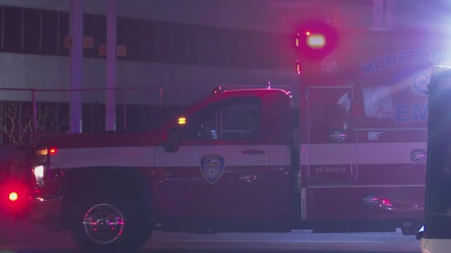 Pedestrian fatally struck while crossing Highway 6 in west Houston
