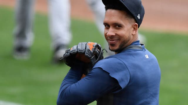 Houston Astros retain free-agent outfielder Michael Brantley: sources